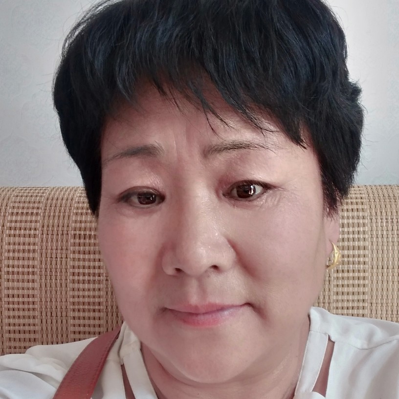 一瞬间回眸的照片