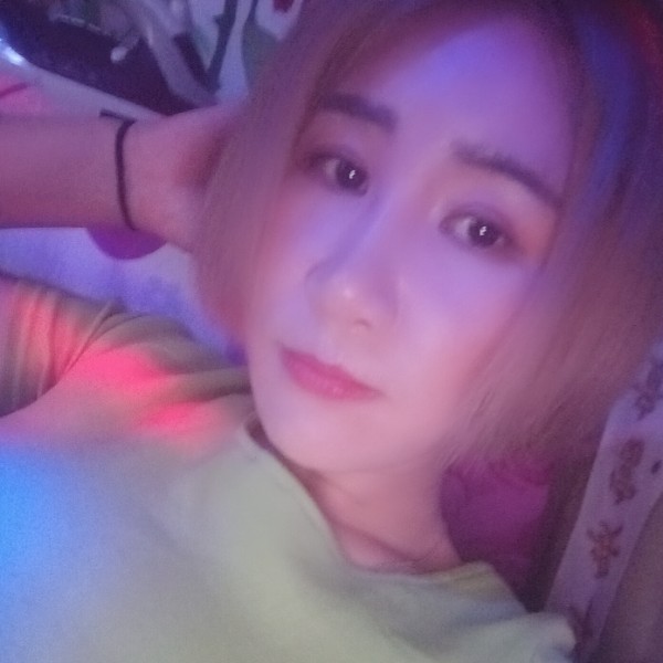 不爱说话。的照片