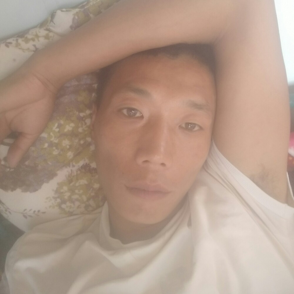 孝顺墨镜的照片