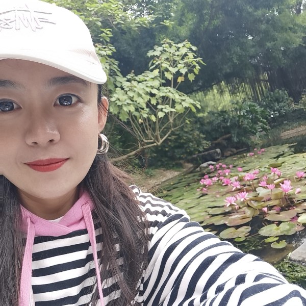 面包深拥彩色的照片
