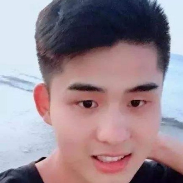 暖阳abc的照片