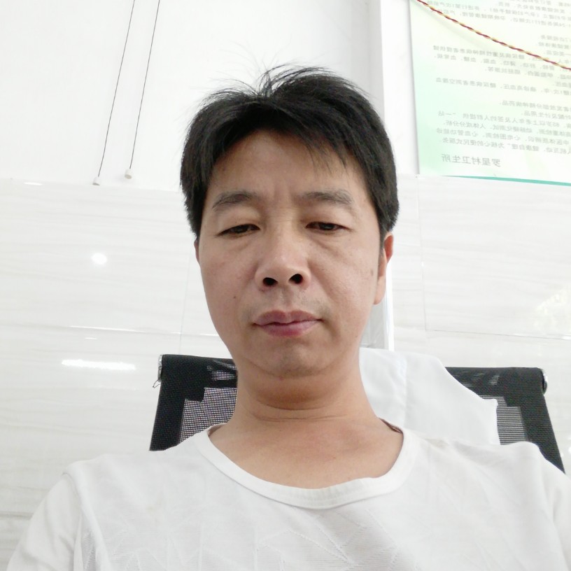 眼睛大黛儿的照片
