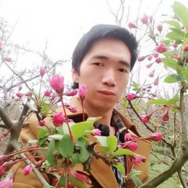 愛忆忘的照片