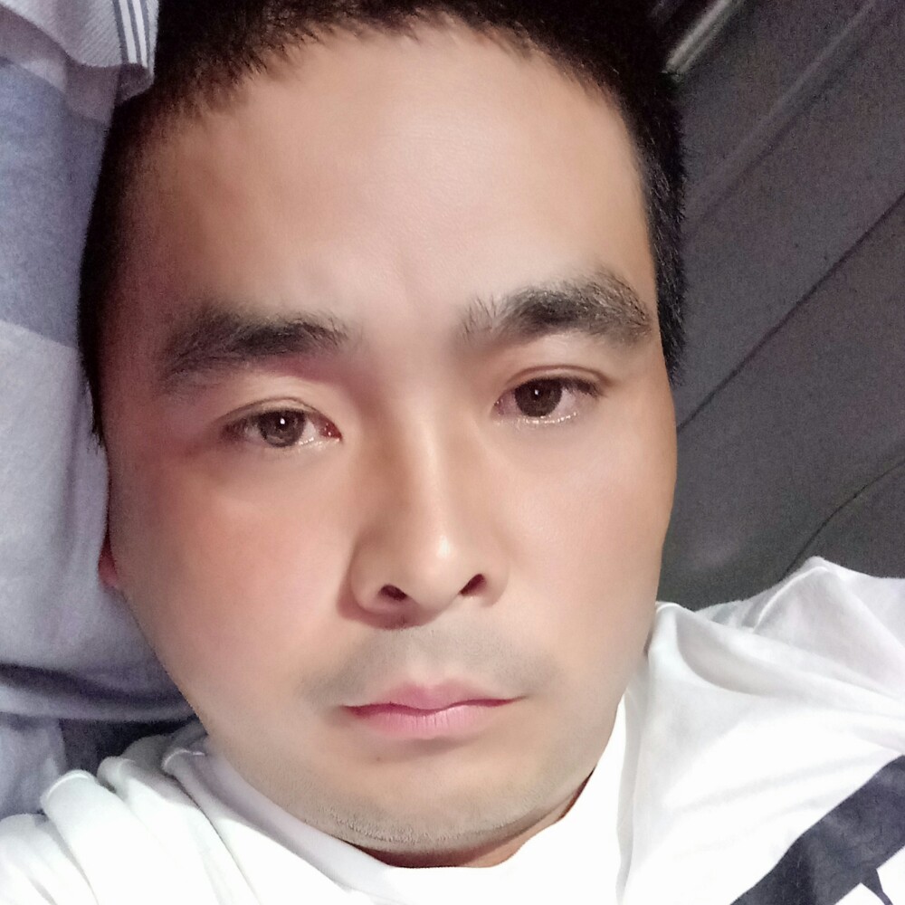 如果能遇见对的她的照片