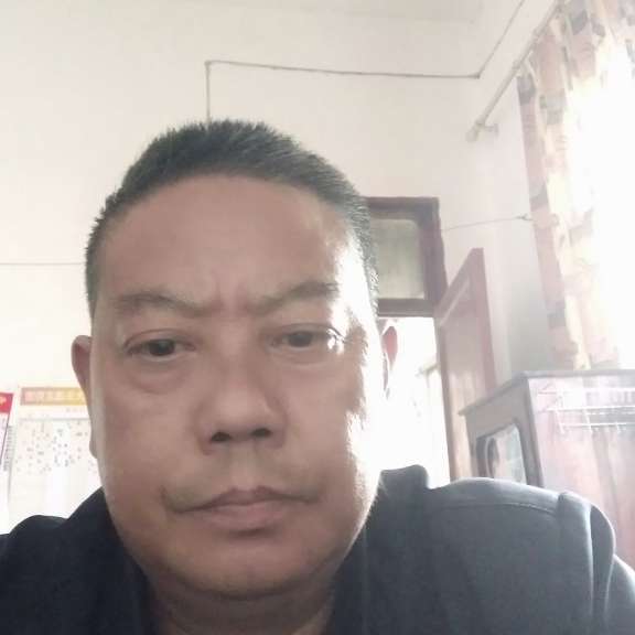 小懒虫谦让的照片