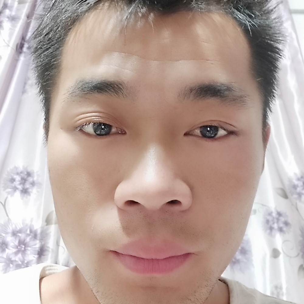 韶华故意的照片