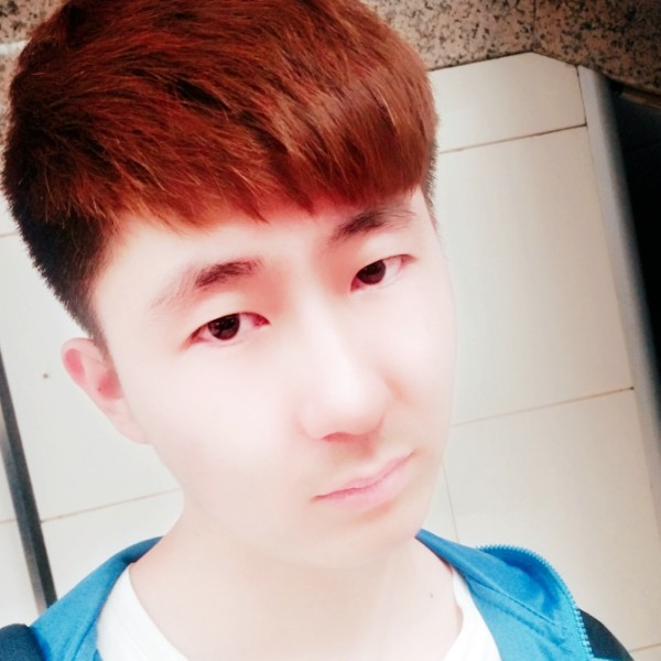 翟翟✔的照片