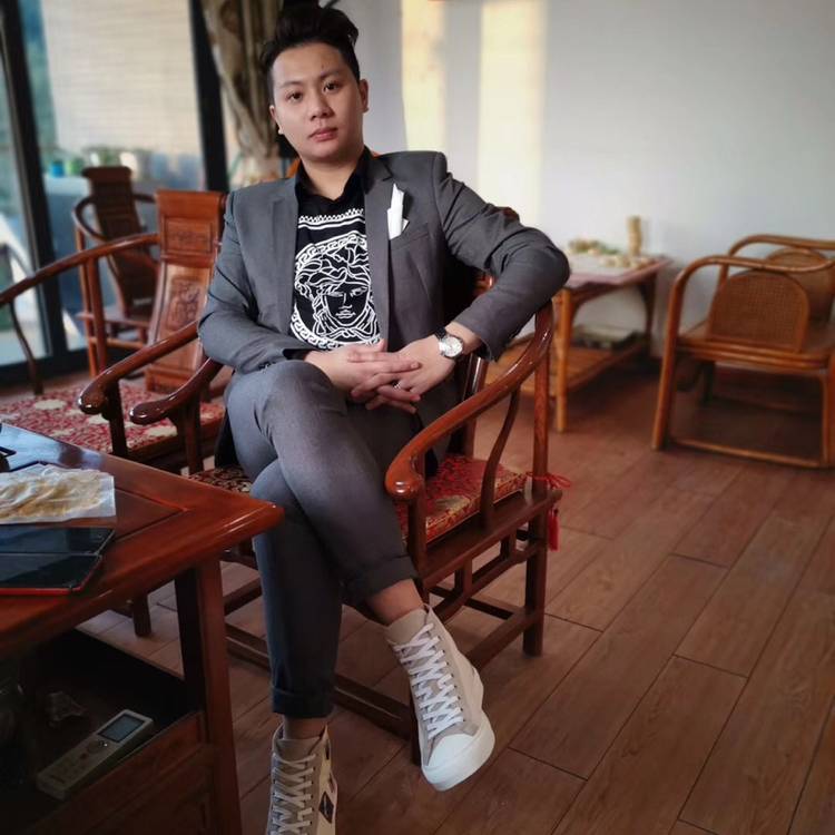 风一样的Boy的照片