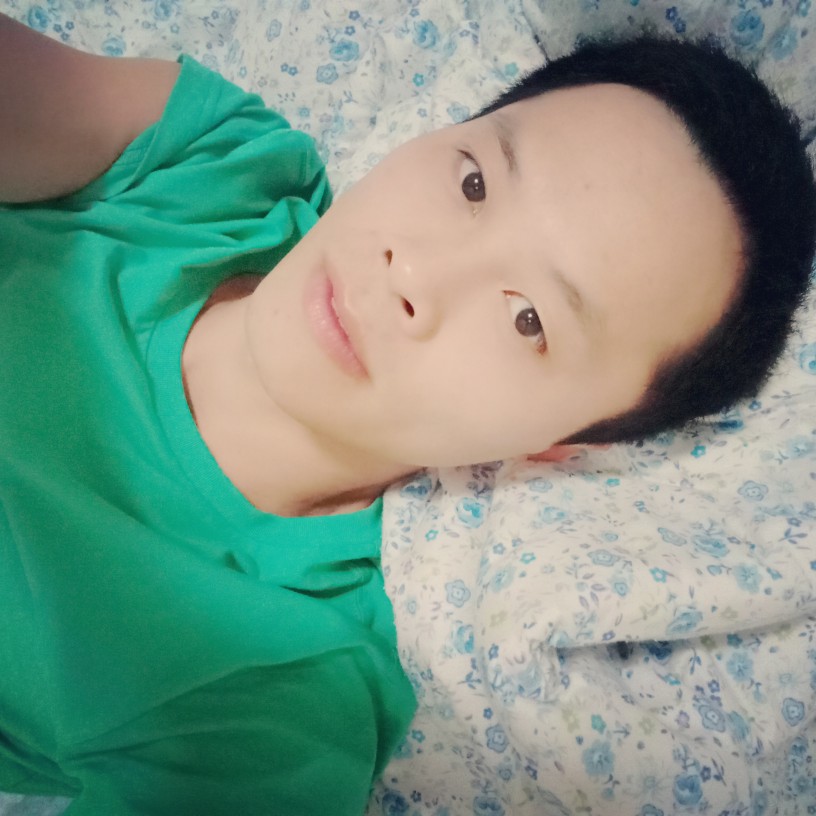 钢笔拿落拓的照片