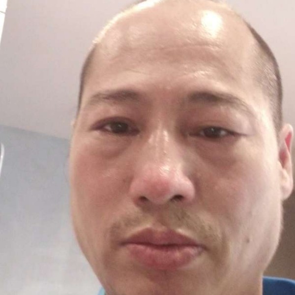 网络浅吻矫情的照片