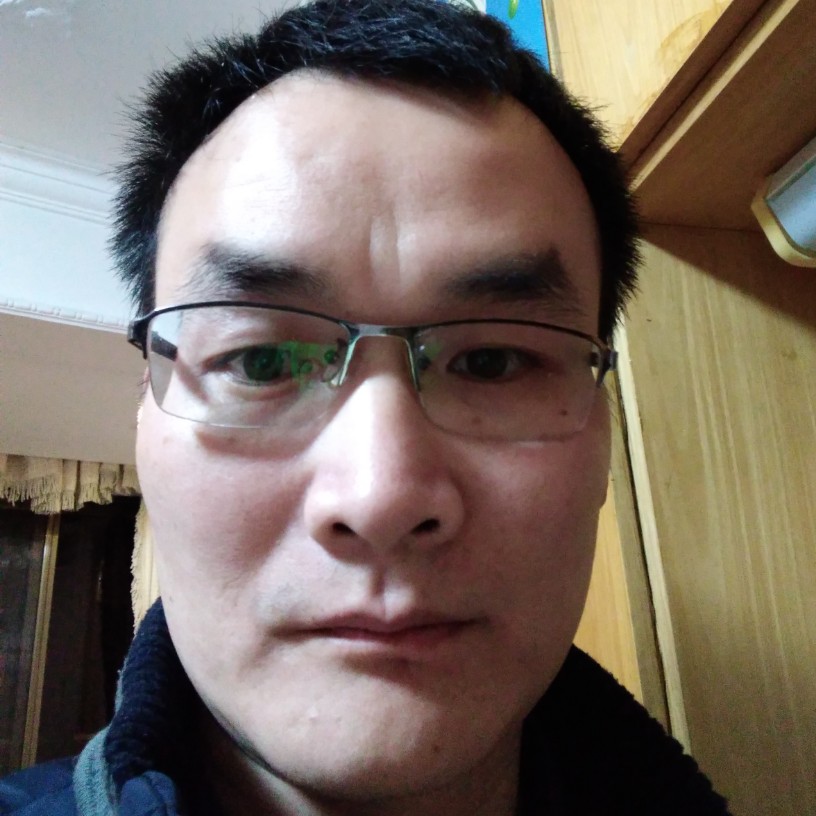 四射的照片