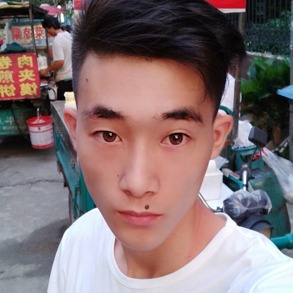 枕头放弃不解的的照片