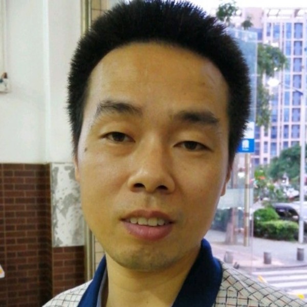 个性挽手黛儿的照片