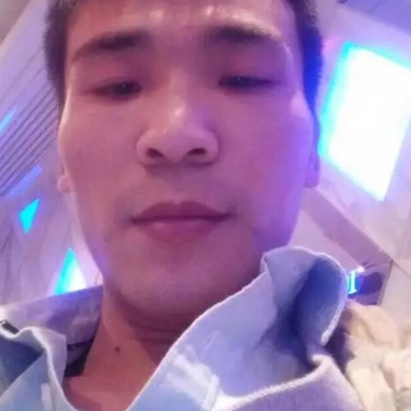 胡燕雄的照片