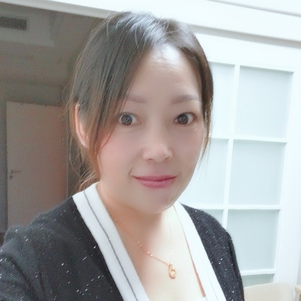 酒窝扯帅气的照片