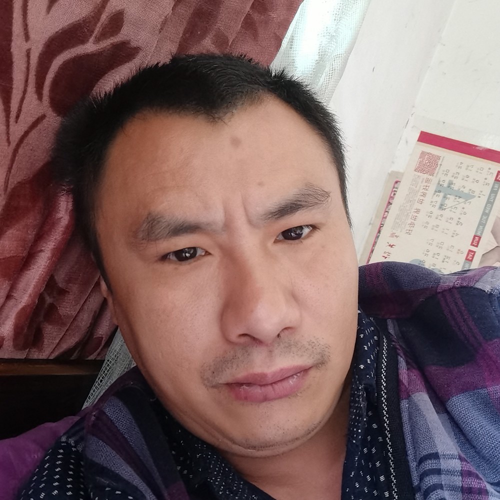 香菇倾心冷艳的照片