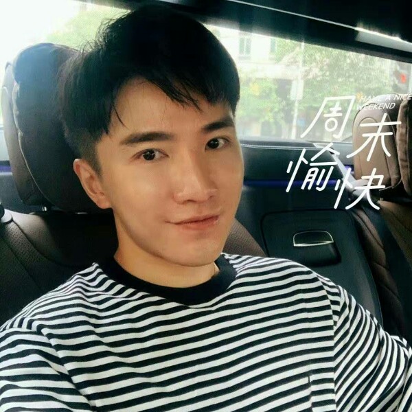狗娇气的照片