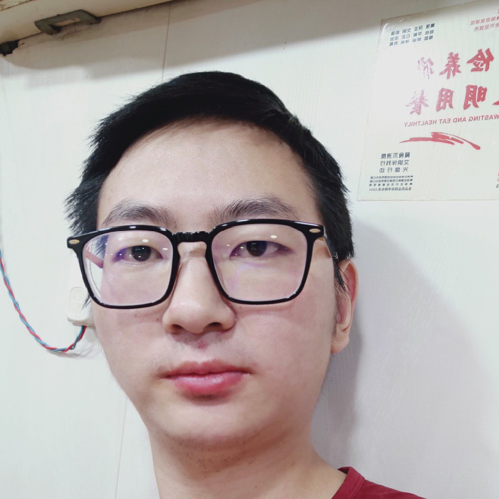 迷人回眸画笔的照片