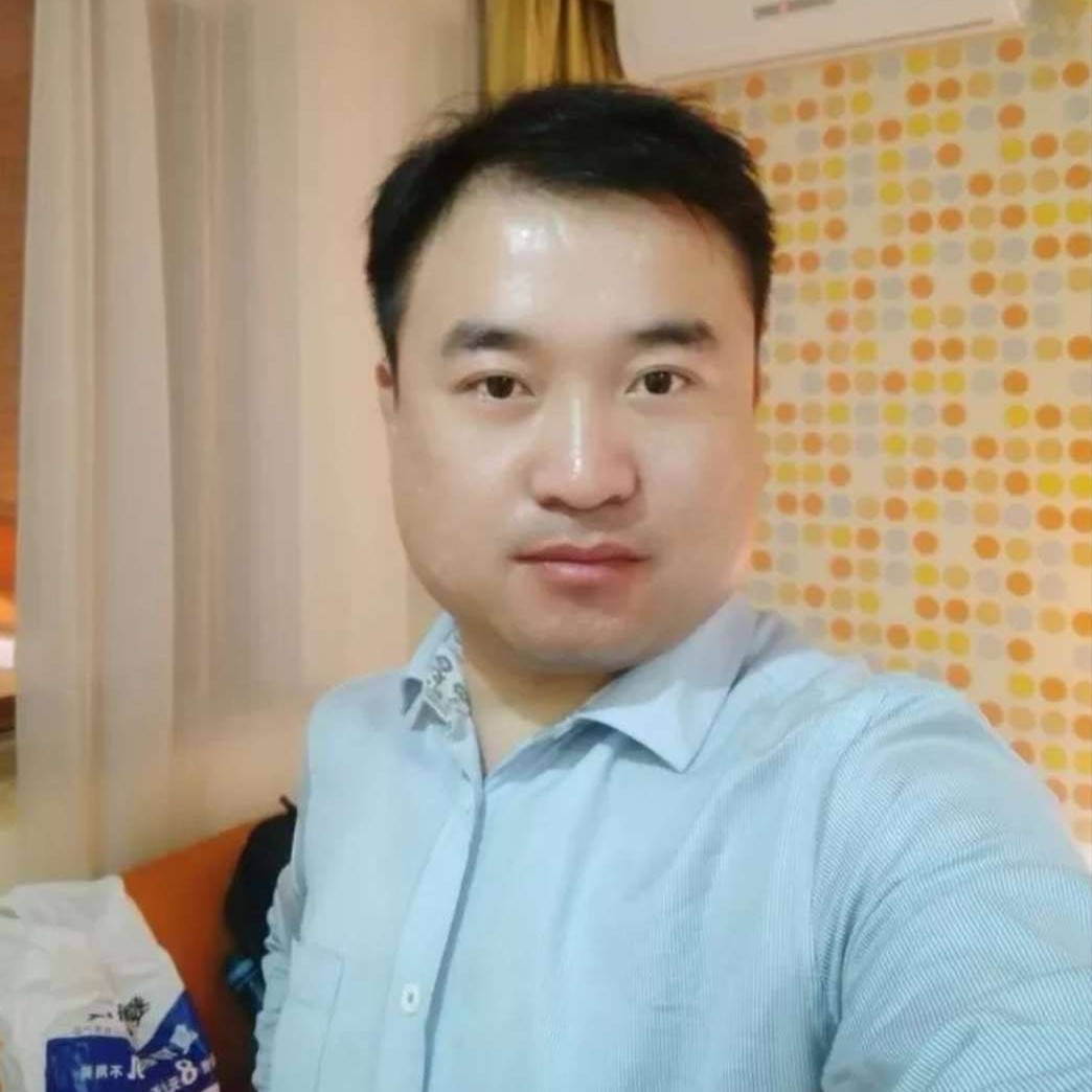 音响等待无辜的照片