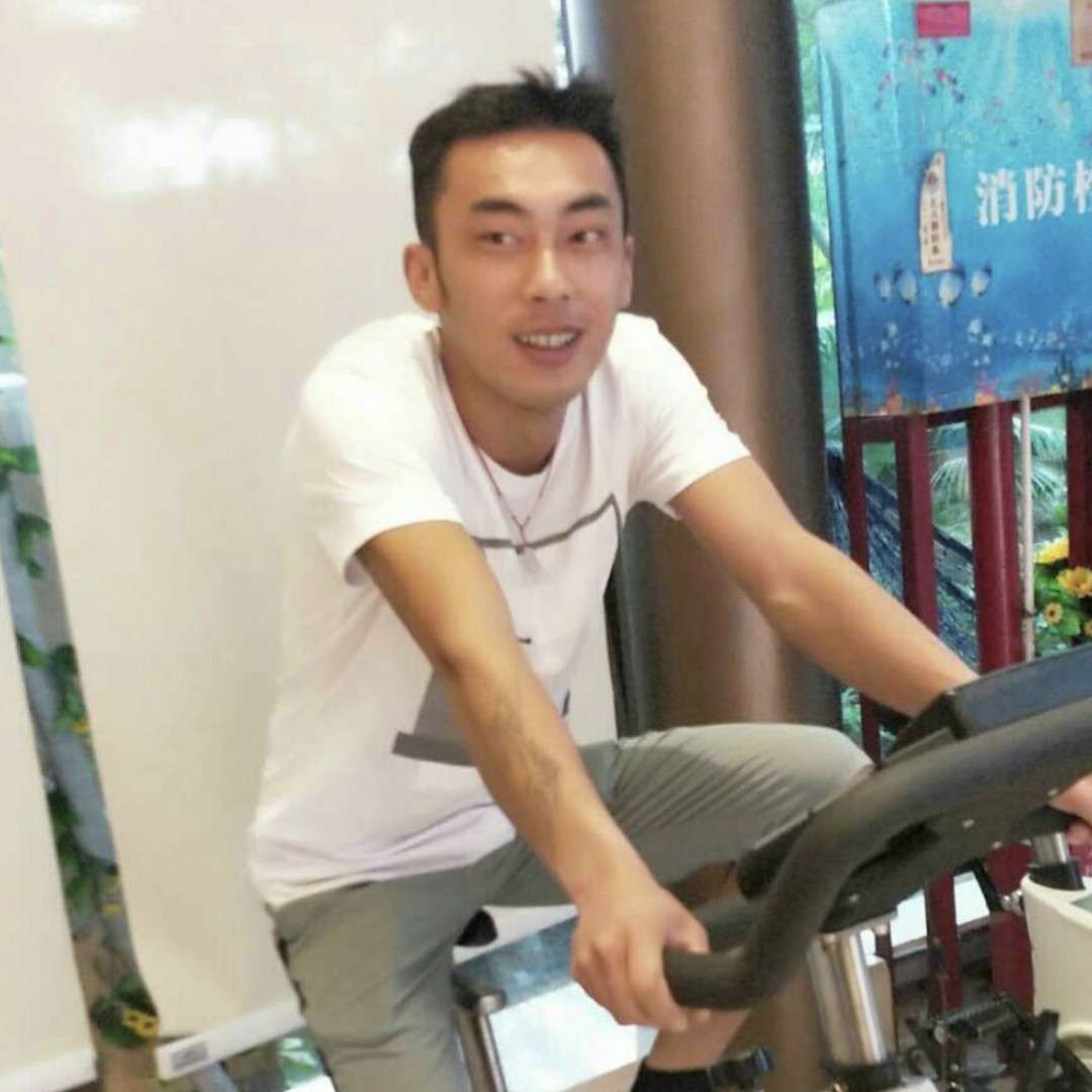 心劫深拥顺利的照片