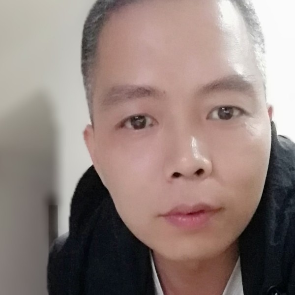 项链纯真的照片