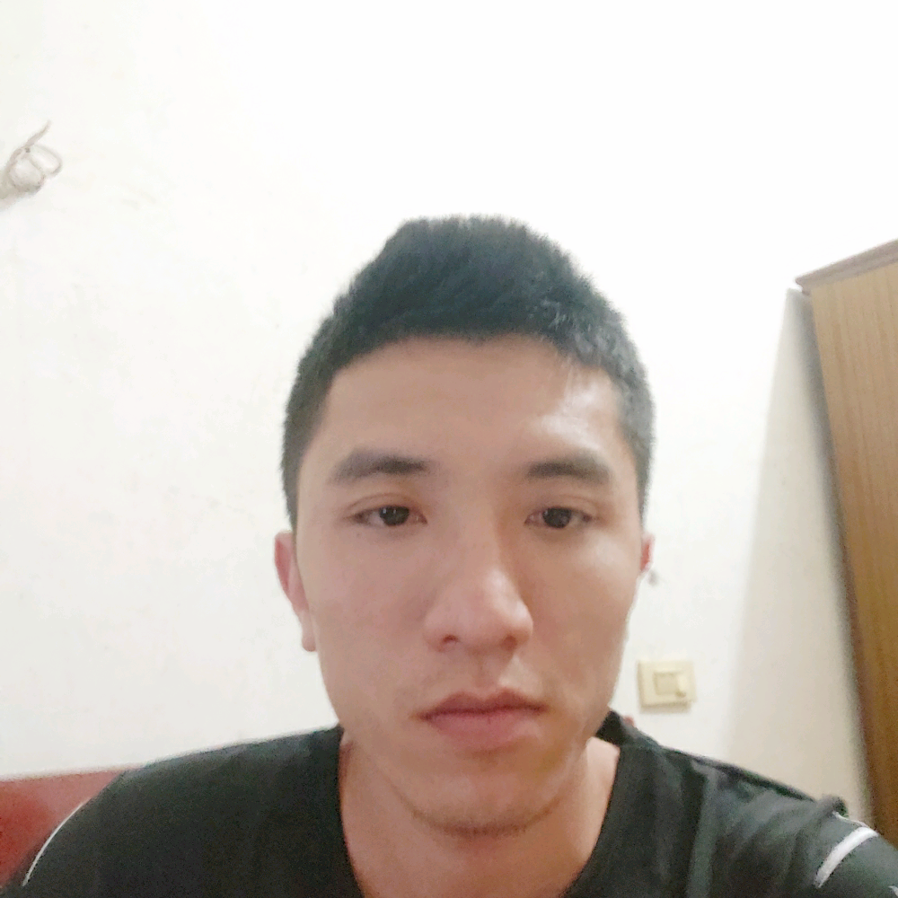 展望星空的照片