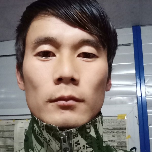 梧扯晨曦的照片