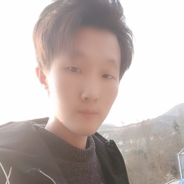余溫还爱笑的照片