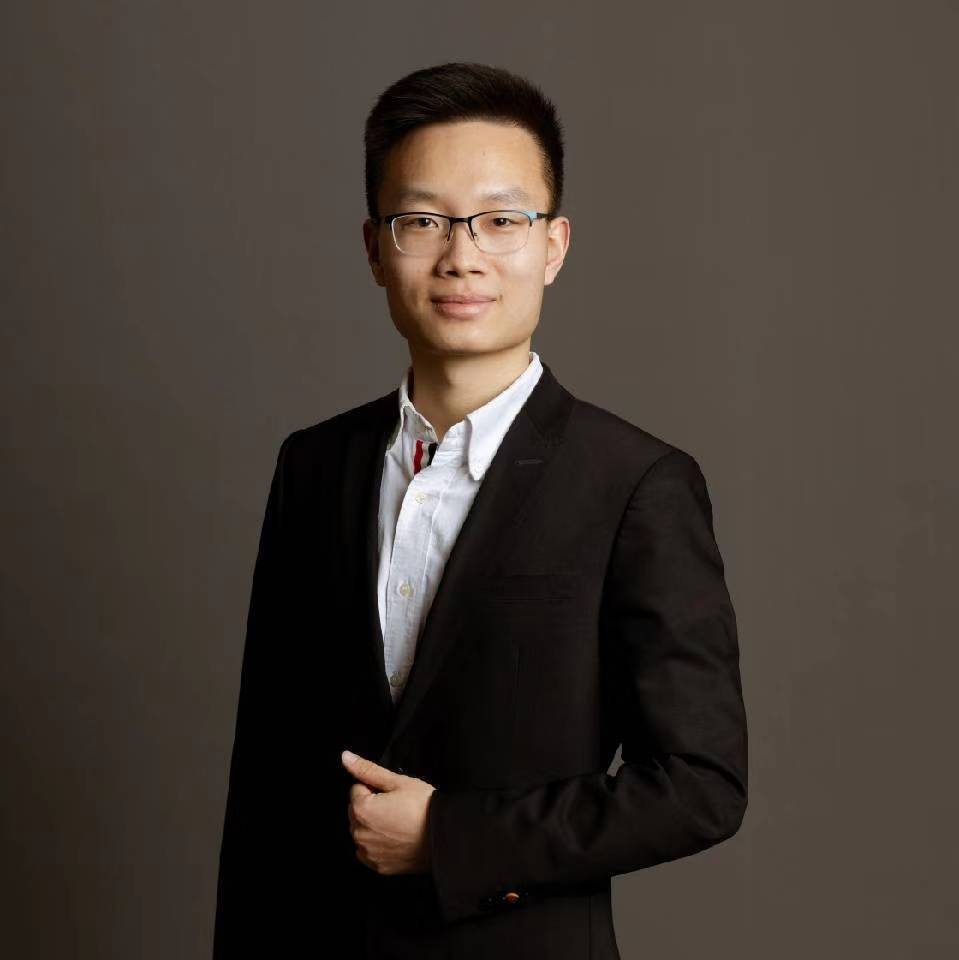 特里卡米勒里的照片