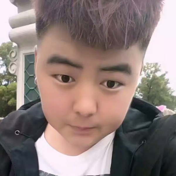 杨君雨的照片