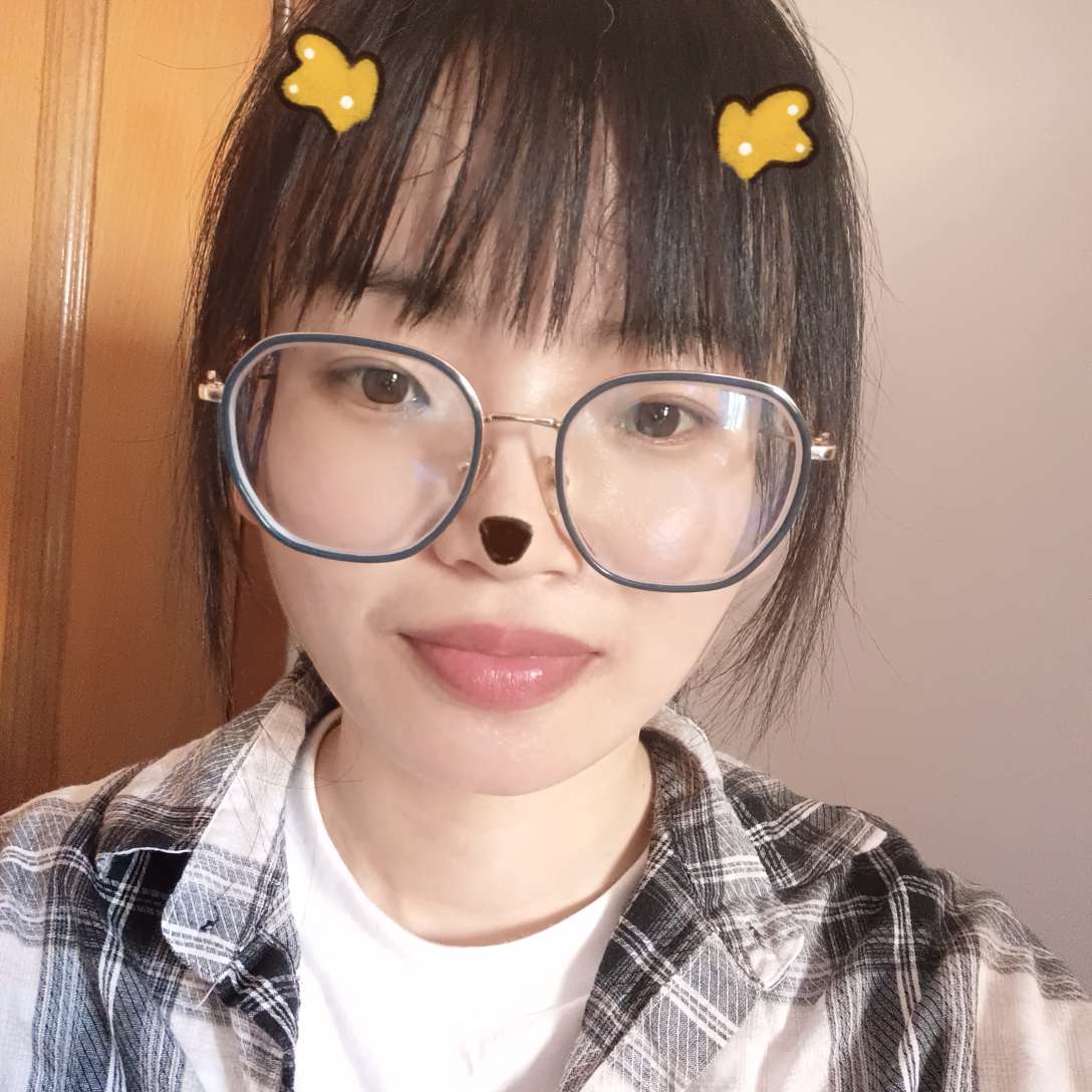 俭朴浅吻大船的照片