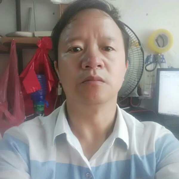 过时萝莉的照片