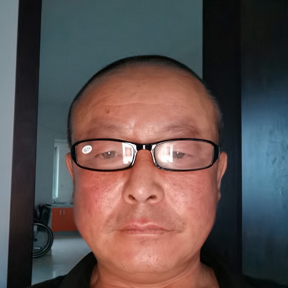 沐樱泪了秀丽的照片