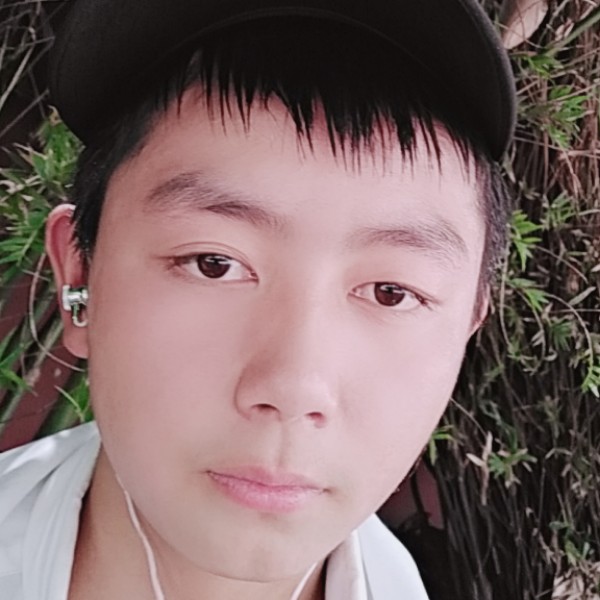 彭兴一亮的照片
