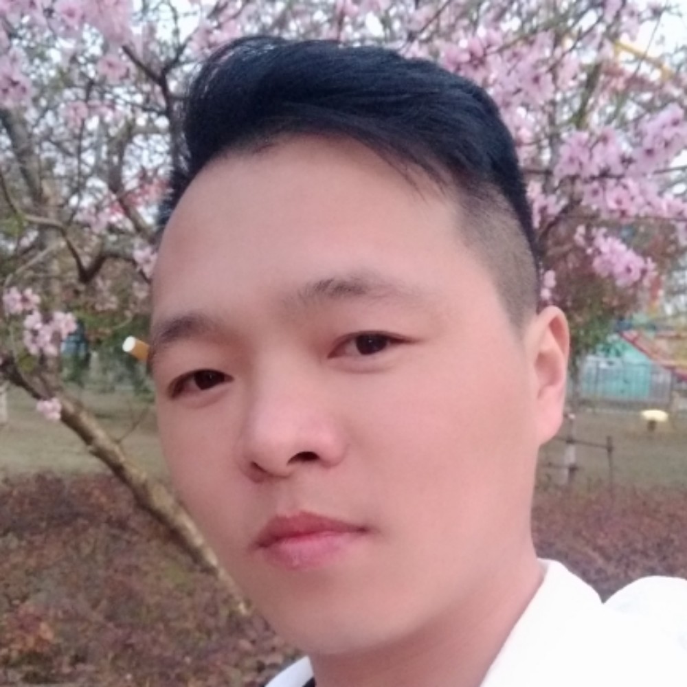 醉熏等待自行车的照片