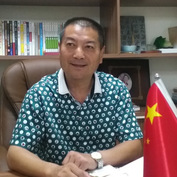 王，杰的照片