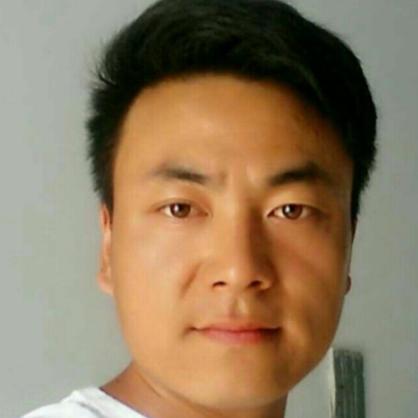 严振理的照片