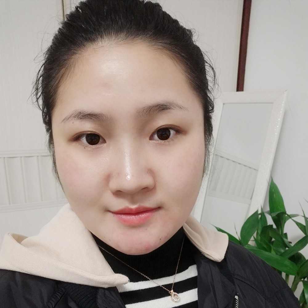 严若熙的照片