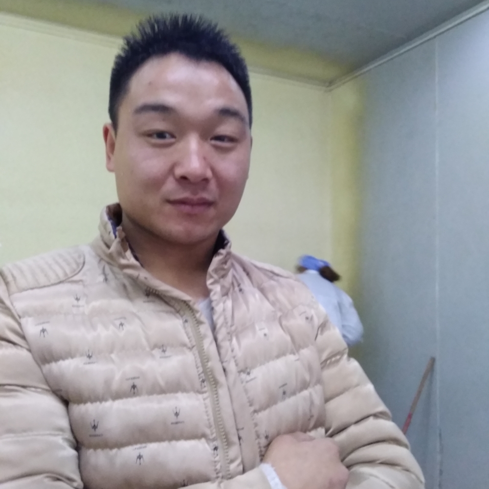 我是老实人。的照片