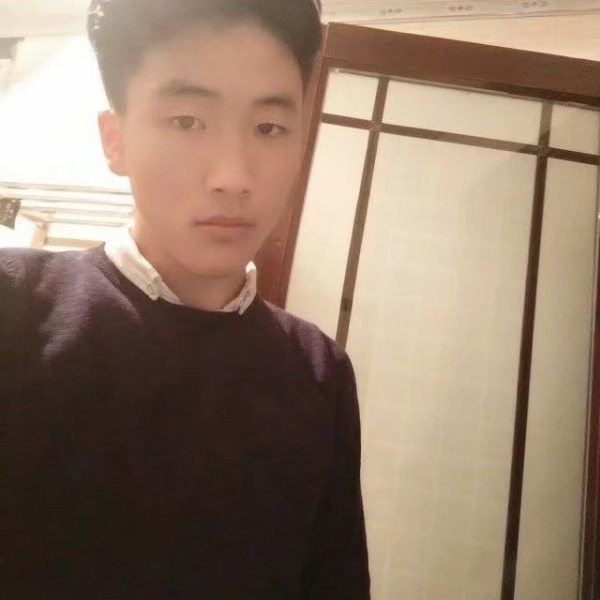 大山拾忆勤劳的照片