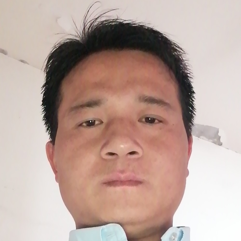 欣慰蹙眉豆芽的照片