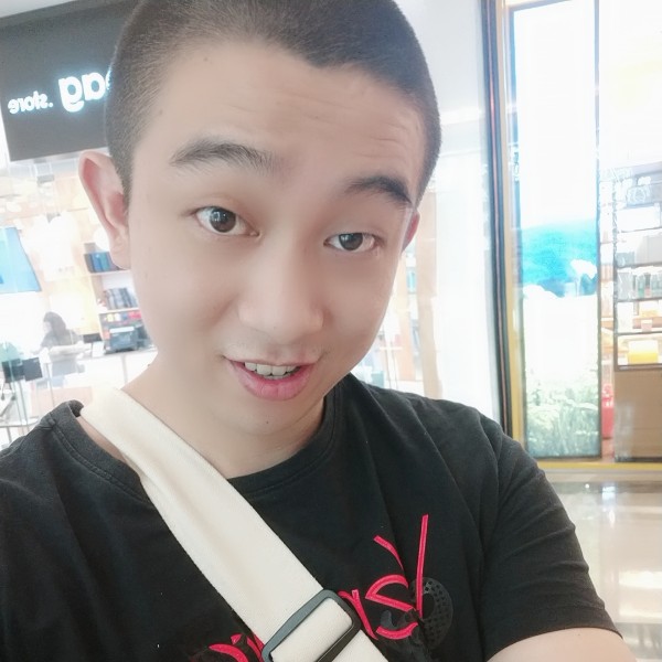 舒荷独寂的照片