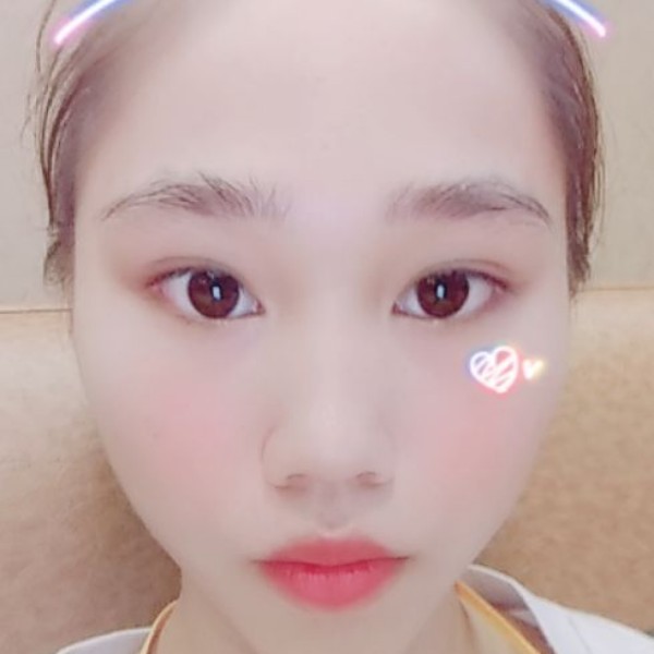 爱撒娇小蜜蜂的照片
