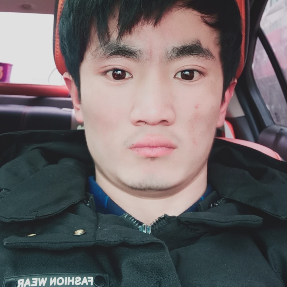 纯真戒指的照片