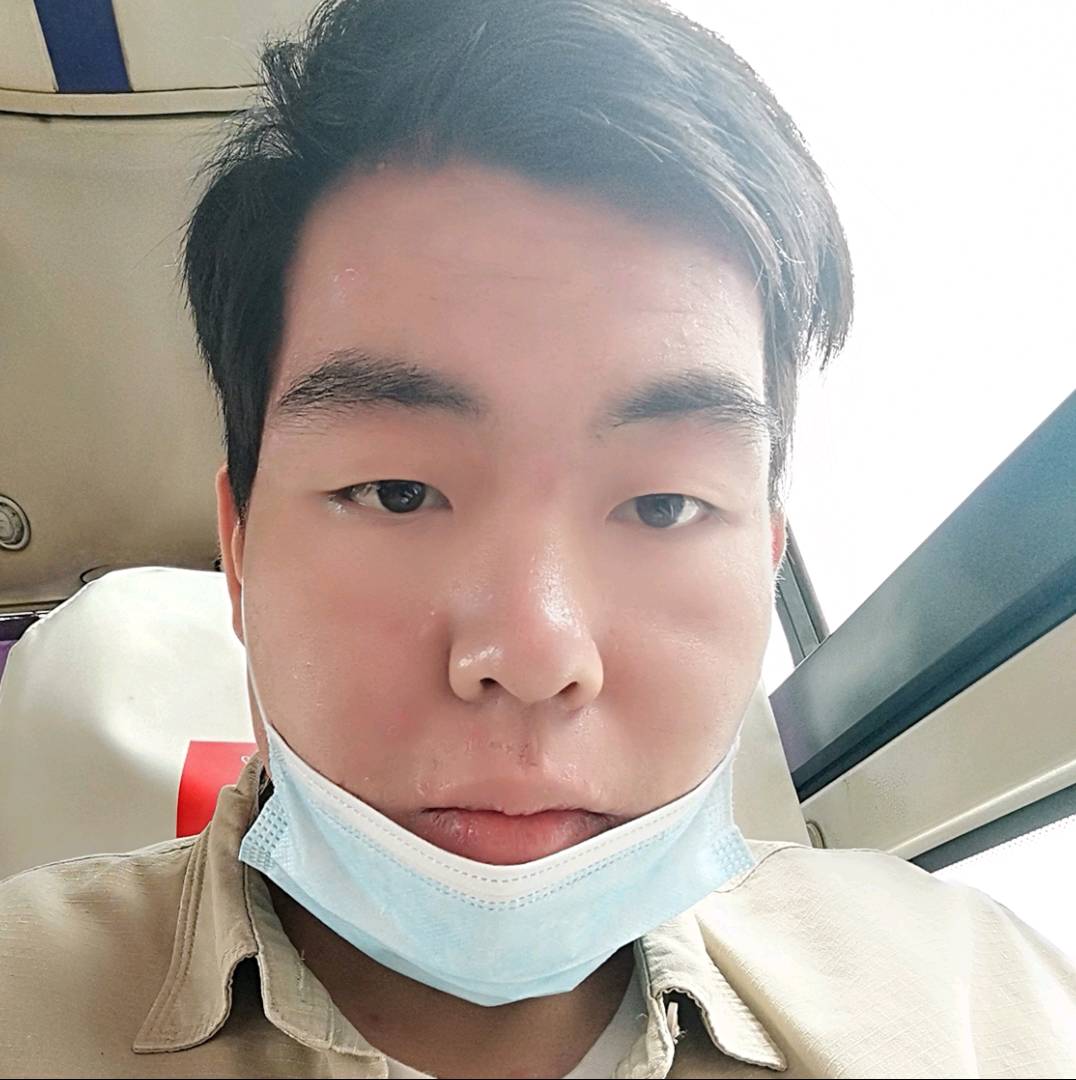 石家庄的小伙的照片