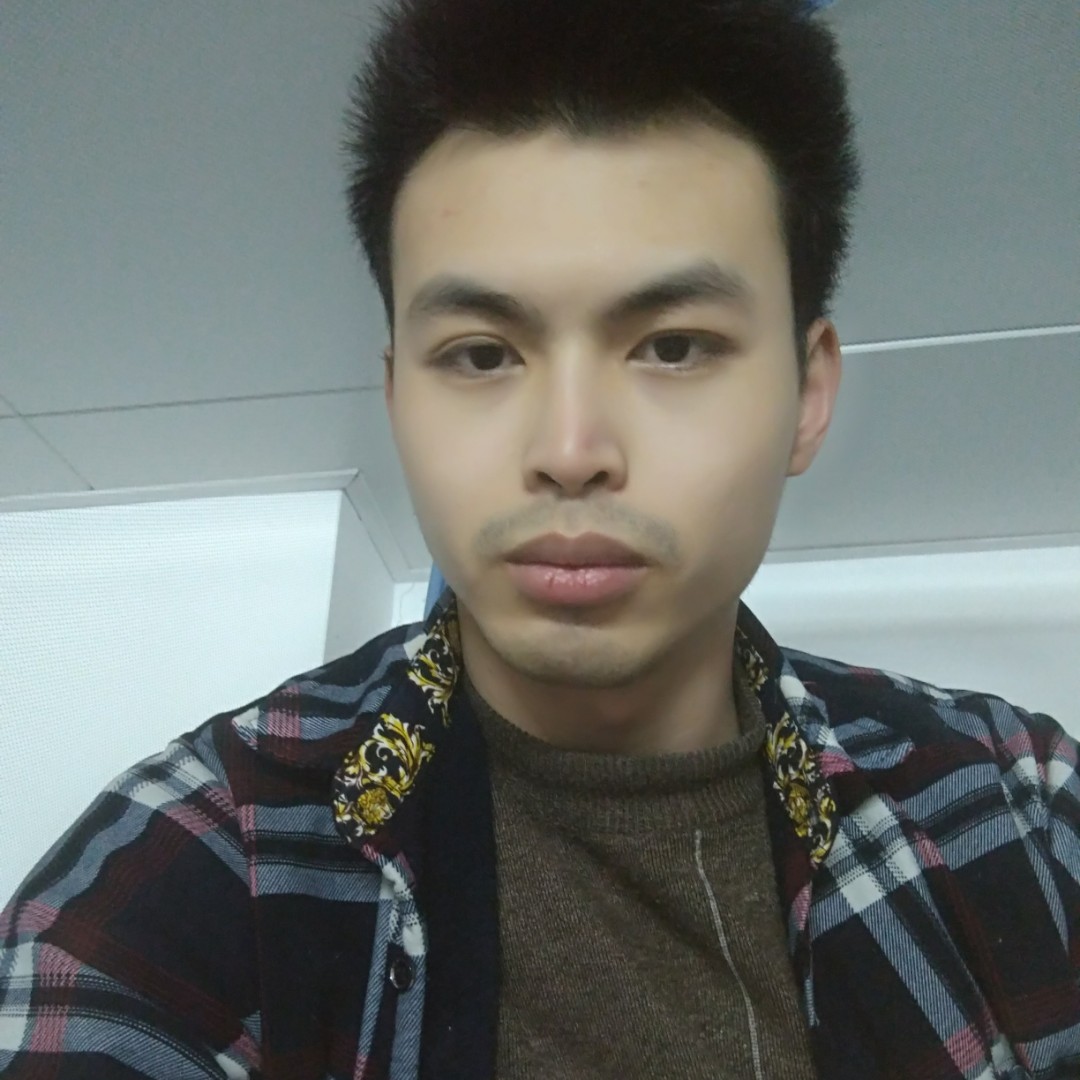 洪梓杰的照片