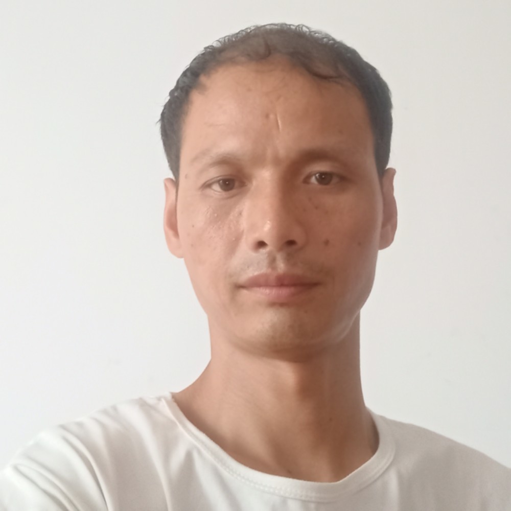未过河的卒子。的照片