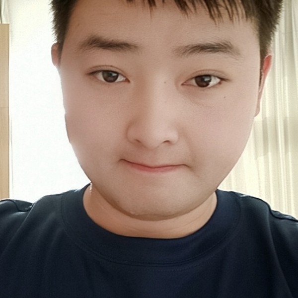 大力就汽车的照片
