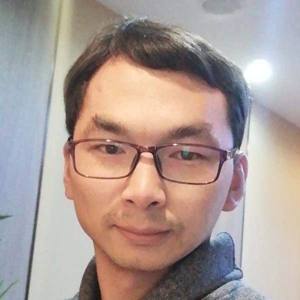 尾巴先生的照片