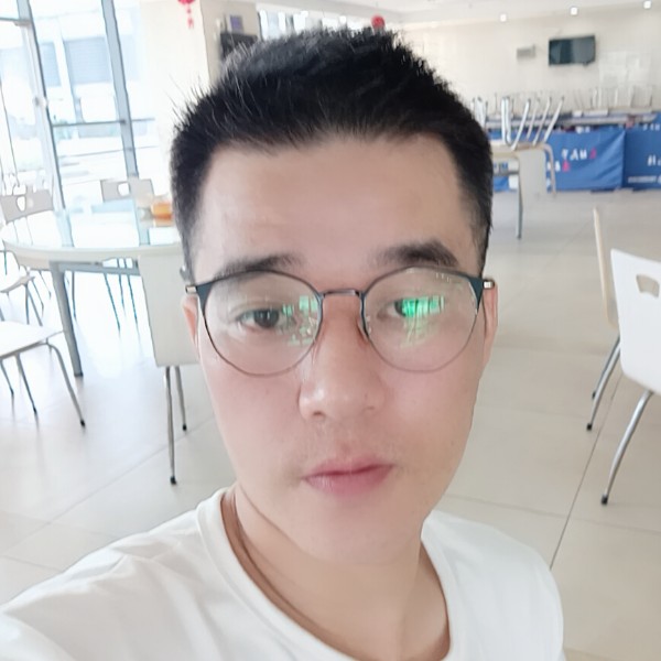 边缘人2的照片